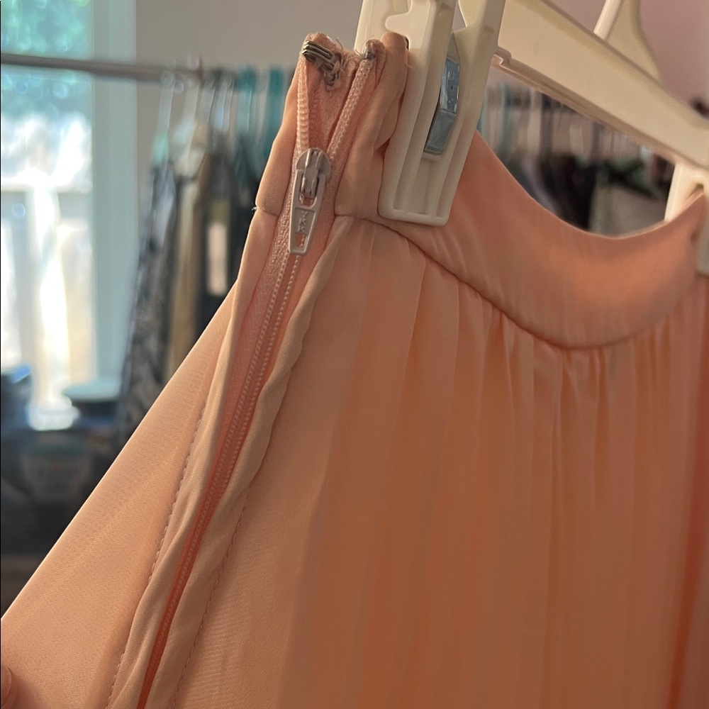 Charlotte Russe Soft Peach Pleated Skirt - Picture 3 of 6